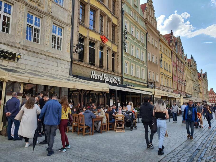 Apartamento Rynek Pod Fredra Breslavia Exterior foto