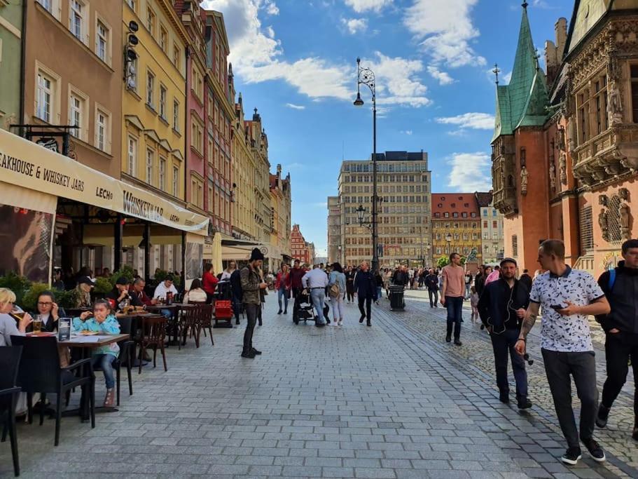 Apartamento Rynek Pod Fredra Breslavia Exterior foto